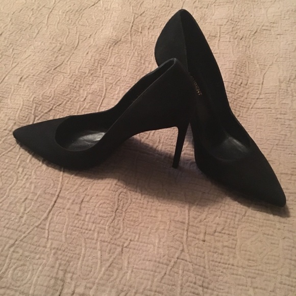Authentic YSL size 7 sexy heels - Picture 3 of 3